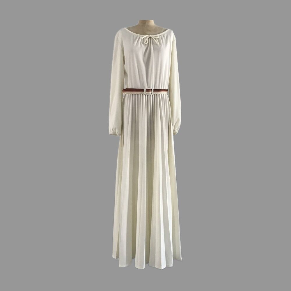 Vintage 1970s Bleeker Street Ivory Long Sleeve Pleated Long Gown Dress Womens M